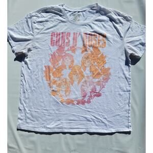 Guns N Roses White Graphic Short Sleeve T Shirt Women’s Size XL